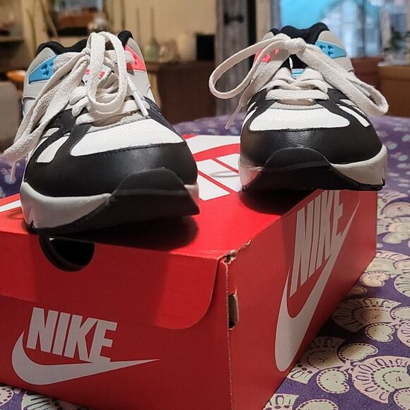 Super Sick Air Structures !!!! - Picture 2 of 7